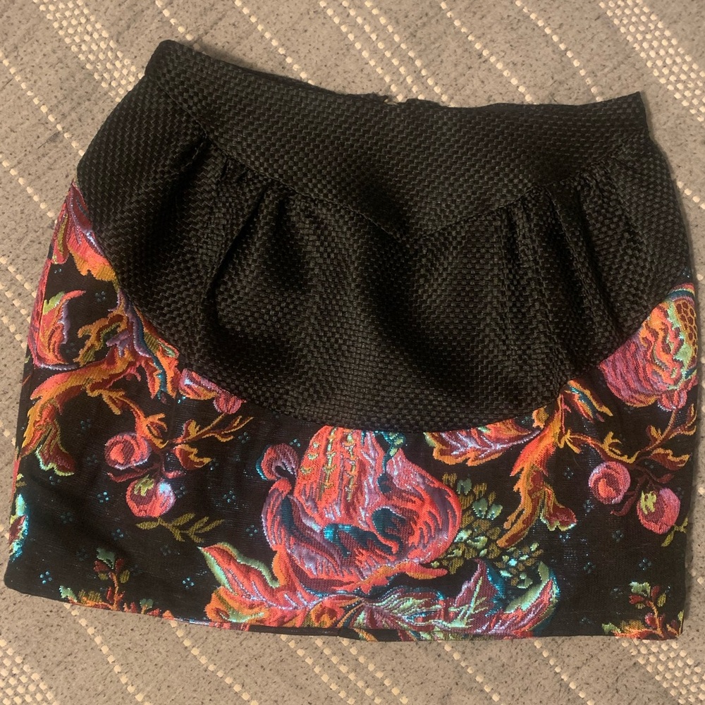 English Rose Brocade Metallic Skirt
